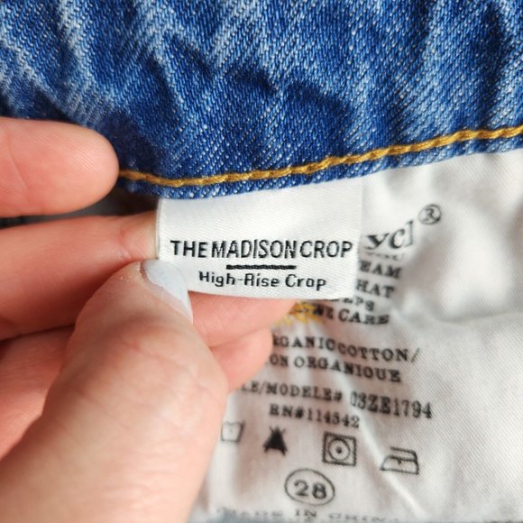 BLANKNYC Jeans Womens 28 Blue Madison Cropped Star Patch Distressed High Rise - Picture 15 of 16